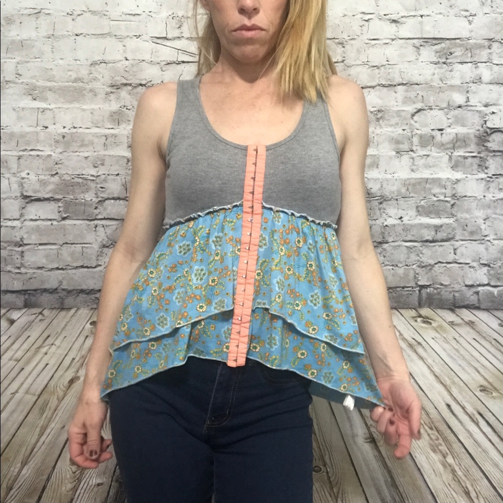 ‼️CRAFTY Storybook Originals Ruffle High Low Top